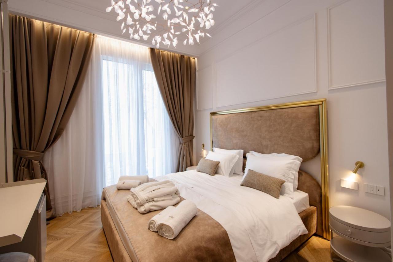 The Crown Boutique & 4* Tirana